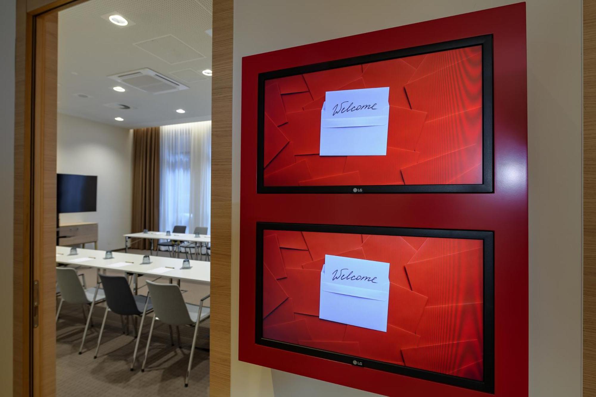Intercityhotel Herford Exterior photo