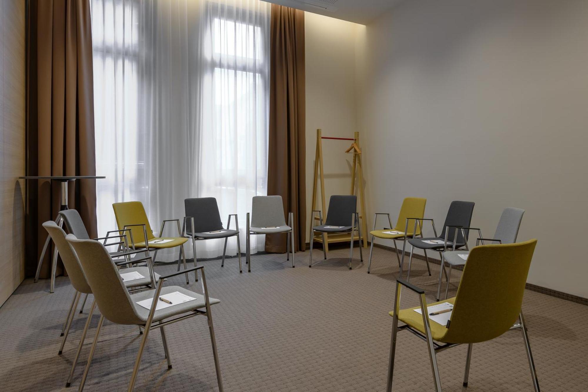 Intercityhotel Herford Exterior photo
